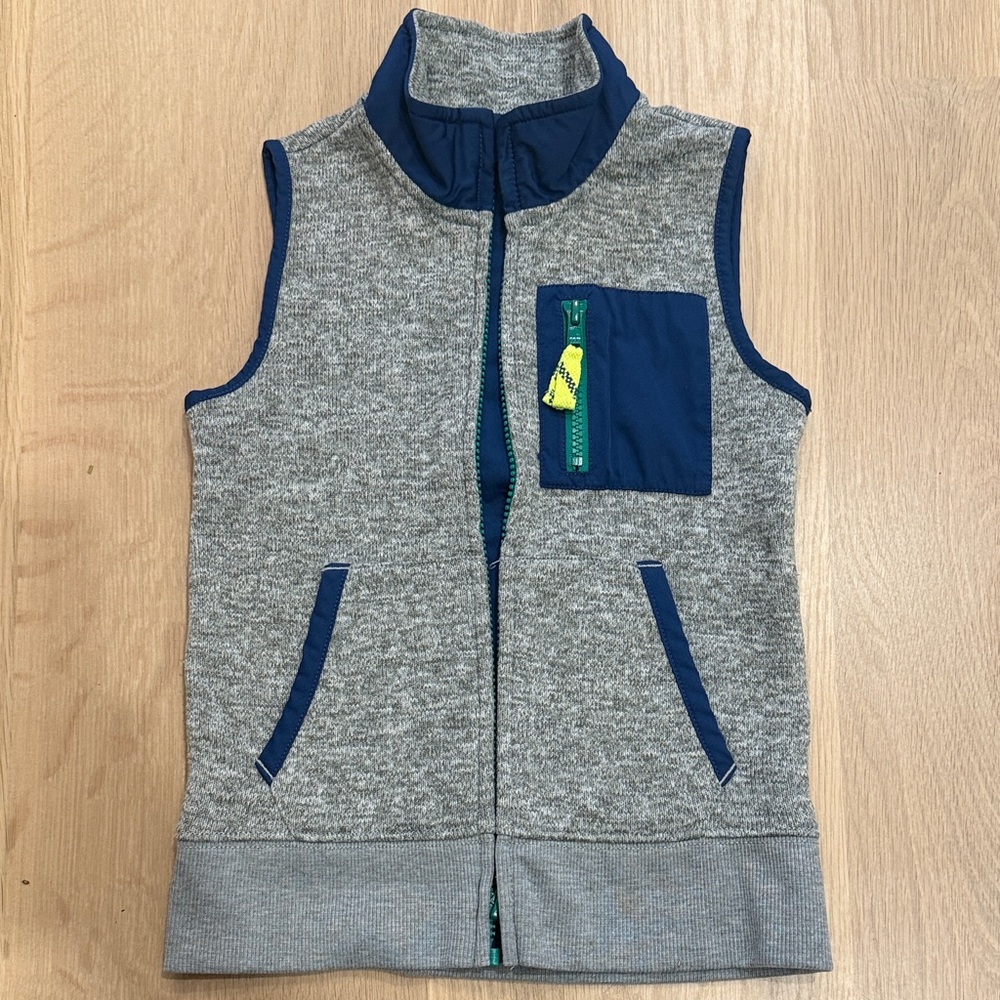 Contrast Trim Sleeveless Vest - 4-5y